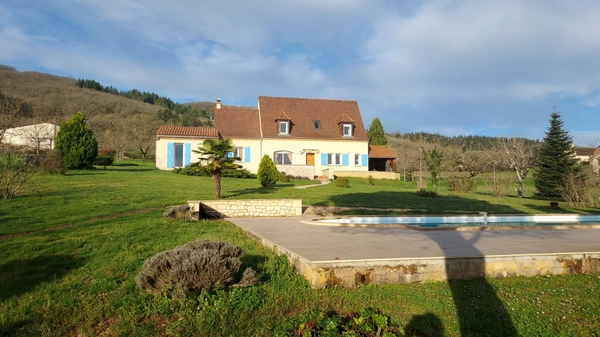 Maison à vendre 5 pièces proche de SOUILLAC (46)
