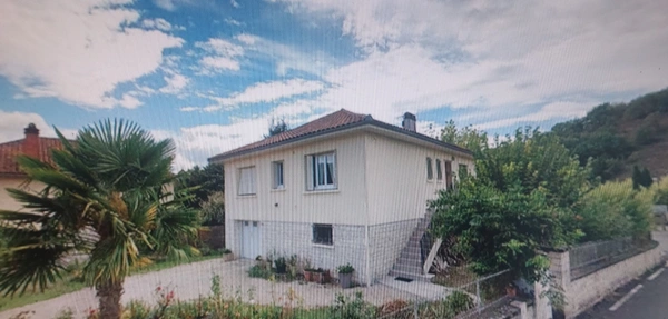 Maison à vendre 4 pièces LACHAPELLE AUZAC (46)