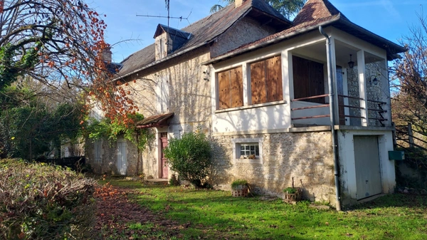Maison à vendre 13 pièces CREYSSE (46)