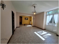  À VENDRE – Maison individuelle 6 pièces avec de beaux volumes et grenier aménageable à Châtenois (88)