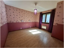Pavillon sur sous-sol avec grand terrain – Belmont-sur-Vair