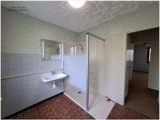Exclusivité : Maison familiale spacieuse avec jardin arboré – 150 m² habitables (241 m² au total) – Terrain de 2162 m² – Poussay 