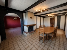 Pavillon sur sous-sol avec grand terrain – Belmont-sur-Vair