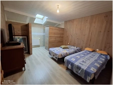  GRIMONVILLER (54) A VENDRE MAISON FAMILIALE AVEC GRAND TERRAIN ET DÉPENDANCES 
