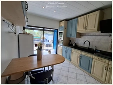  À vendre – Maison atypique avec piscine à Mirecourt