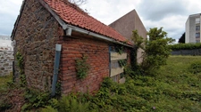 LONGÈRE EN PIERRES À RÉNOVER – FORT POTENTIEL – SAINT-BRIEUC CENTRE