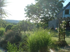 Domaine confidentiel avec piscine, maison d'amis et dépendances à SAINT BARTHELEMY (56)