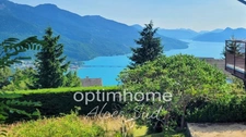 Très belle maison avec une vue magnifique sur lac et montagnes