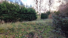 Terrain de 4 445,00 m²  avec étang à MEZIERES SUR OISE (02)