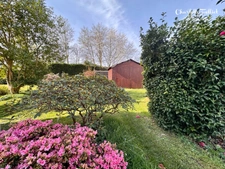 Maison lumineuse avec terrain arboré - 6 pièces - 130 m2 - LE MINIHIC SUR RANCE 