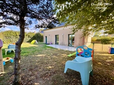 LA VILLE-ÈS-NONAIS – Maison 5 pièces 97 m2 avec terrain