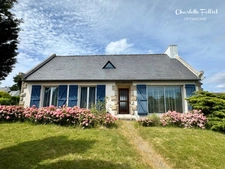 Maison avec vie de plain pied en centre bourg du Minihic sur Rance