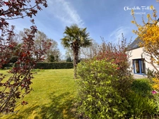 Maison lumineuse avec terrain arboré - 6 pièces - 130 m2 - LE MINIHIC SUR RANCE 