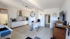 CHARTRES - ENSEMBLE IMMOBILIER  - HABITATION 175 m² AVEC GRANGE 200 m² - PARCELLES  5000 m2