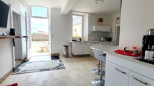 CHARTRES - CORPS DE FERME 175 m² AVEC GRANGE 200 m²