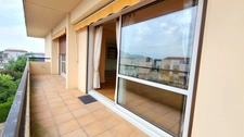 CHARTRES - GRAND T3 - 82 M² AVEC DOUBLE SEJOUR 