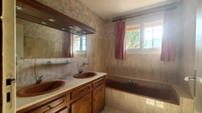 MAISON SUR SOUS-SOL TOTAL - 5 CHAMBRES ET VERANDA - MIGNIERES (28)