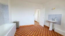 CHARTRES - MAISON DE 85 m² - GARAGE ET JARDIN