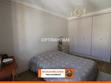 Habitez et travaillez au même endroit : 3 chambres et local commercial