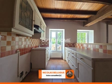 Maison 3 chambres avec garage et vue dégagée