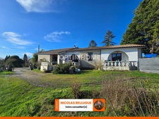 Maison en pierre rénovée avec piscine et appartement indépendant