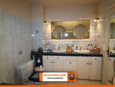 Habitez et travaillez au même endroit : 3 chambres et local commercial