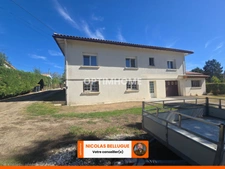 Maison rénovée avec 4 chambres et jardin clôturé