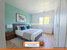 Maison rénovée avec 4 chambres et jardin clôturé