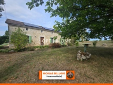 Maison en pierre, 2 ha et piscine avec revenus locatifs