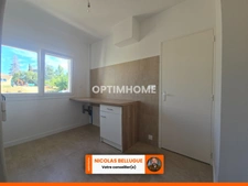 Maison rénovée avec 4 chambres et jardin clôturé