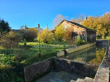 Maison de village avec jardin 