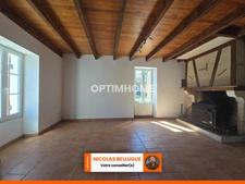 Maison 3 chambres avec garage et vue dégagée
