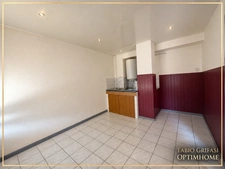 Grande maison avec gros potentiel (450m²)