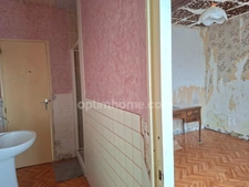 Maison avec dépendances 5 pièces LE TEILLEUL (50)