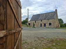 Propriete à vendre 3 pièces HERCE (53)