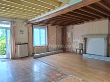 Maison avec dépendances 5 pièces LE TEILLEUL (50)