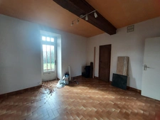 Maison de village en pierre 