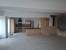 Propriete à vendre 3 pièces HERCE (53)