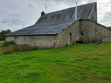 Propriete à vendre 3 pièces HERCE (53)