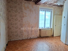 Maison avec dépendances 5 pièces LE TEILLEUL (50)