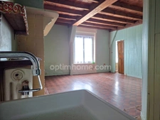 Maison avec dépendances 5 pièces LE TEILLEUL (50)