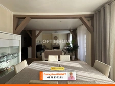 Maison familiale rénovée - 162 m² - 8 pièces - 199 000 € - VIERZON - 18100