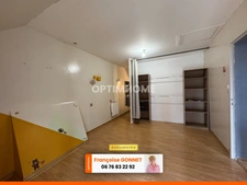 LONGERE de 215 m² - 6 pièces - 4 chambres - Piscine - 275 000 € - LAPAN