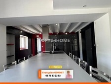 LONGERE de 215 m² - 6 pièces - 4 chambres - Piscine - 275 000 € - LAPAN