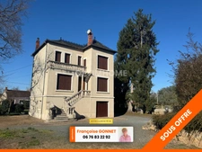 Maison de Caractère - 120 m² - 4 chambres - URCAY (03) -149 900 €