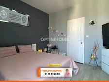 Maison familiale rénovée - 162 m² - 8 pièces - 199 000 € - VIERZON - 18100
