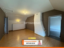 LONGERE de 215 m² - 6 pièces - 4 chambres - Piscine - 275 000 € - LAPAN