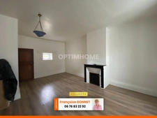 Maison de 85 m² - 3 Pièces - Dépendances - Jardin - 49 900 €