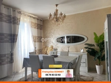 Maison familiale rénovée - 162 m² - 8 pièces - 199 000 € - VIERZON - 18100