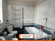 Maison de caractère - 5 pièces - 145 m² - 133 000 € - CHATEAUMEILLANT